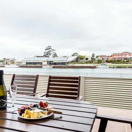 Leven River Retreat Ulverstone Bagian luar foto